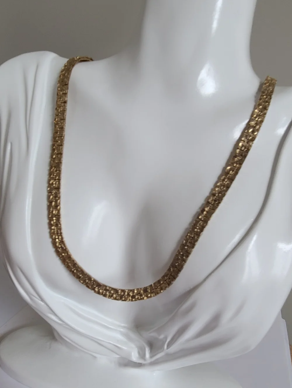 Vintage Retro Luxury Gold Plated Textured Flat 24 Inch Chain Necklace - Picture 7 of 14